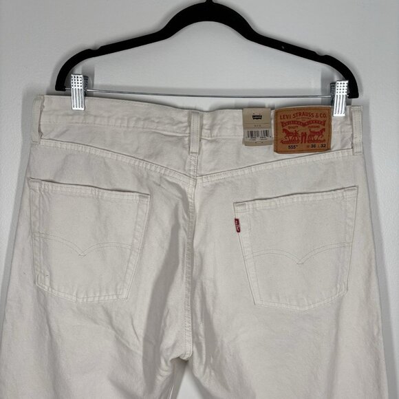 Levis Men Size 36x32 Ivory Denim 5-Pocket Casual 555 Relaxed Straight Jeans NWT - Picture 12 of 16